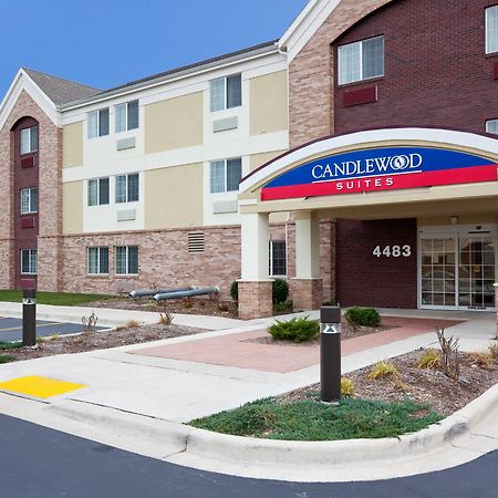 Candlewood Suites Milwaukee Brown Deer, An Ihg Hotel Экстерьер фото